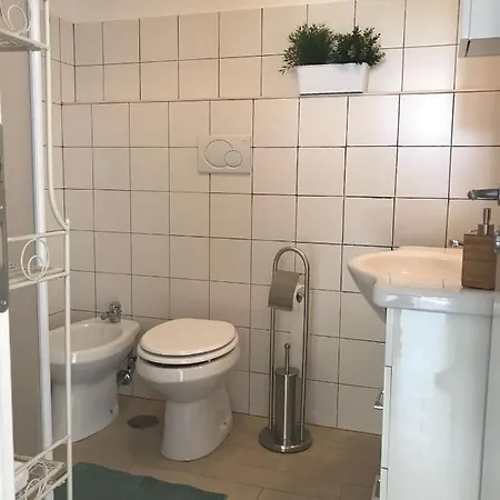 Dea Flora Oda ve Kahvaltı Roma
