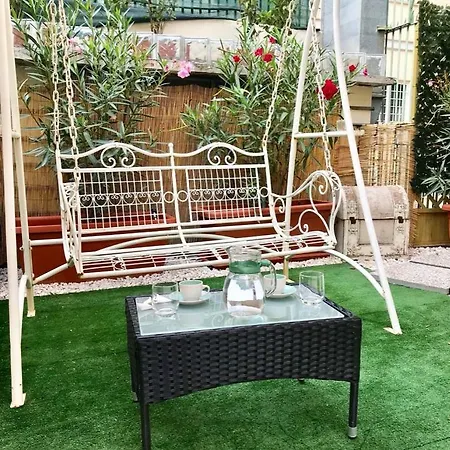 Dea Flora Bed & Breakfast